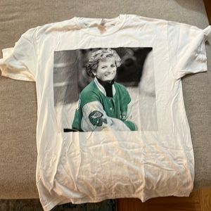 Rare! Philadelphia Eagles Princess Diana M shirt